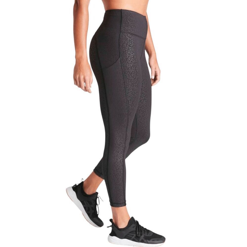 ATHLETA Ultimate Stash Pocket Embossed 7/8 Tight Size Large